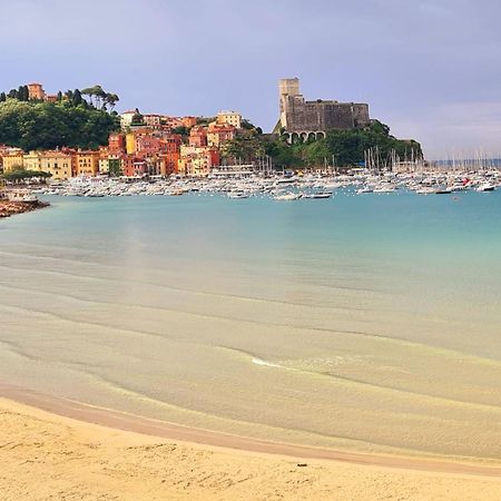 La Casa Del Pittore Anna House Lerici Chambre photo